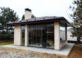 беседка с барбекю